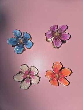 Floral 🌸 Petal Hair Clips — Blue, Purple, Pink, & Orange